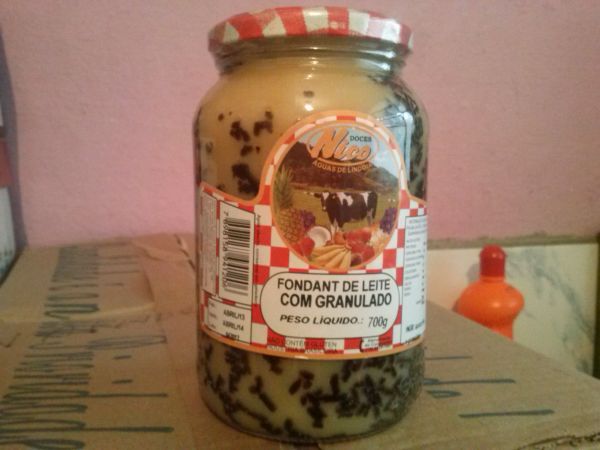 Doce de leite com granulado